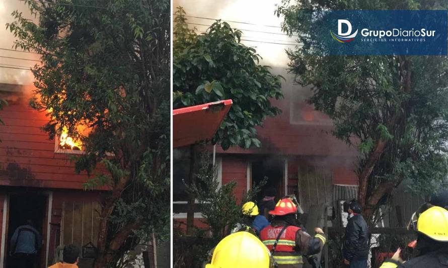 Incendio consumió casas pareadas y dañó cabañas en Valdivia