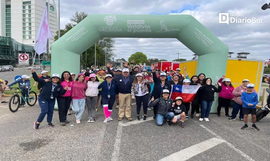 Valdivia: masiva participación en corrida por el cáncer