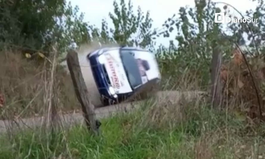 [VIDEO] Espectacular volcamiento en rally Avosur 2023 en Osorno