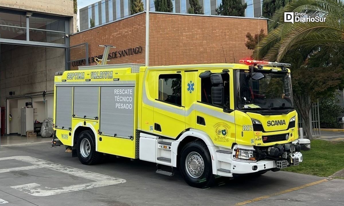 Séptima Compañía de Bomberos de Valdivia recibió nuevo carro de rescate